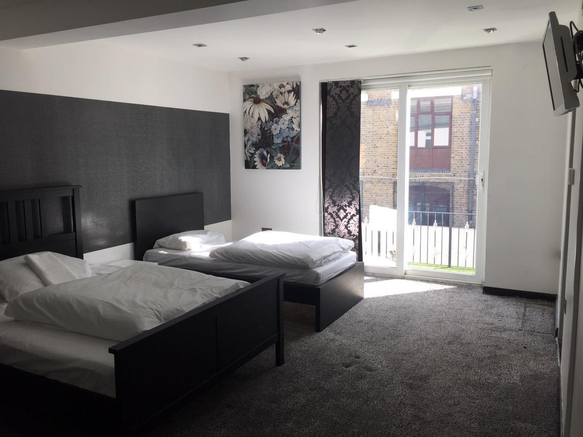 The Ne Ville London Exterior photo