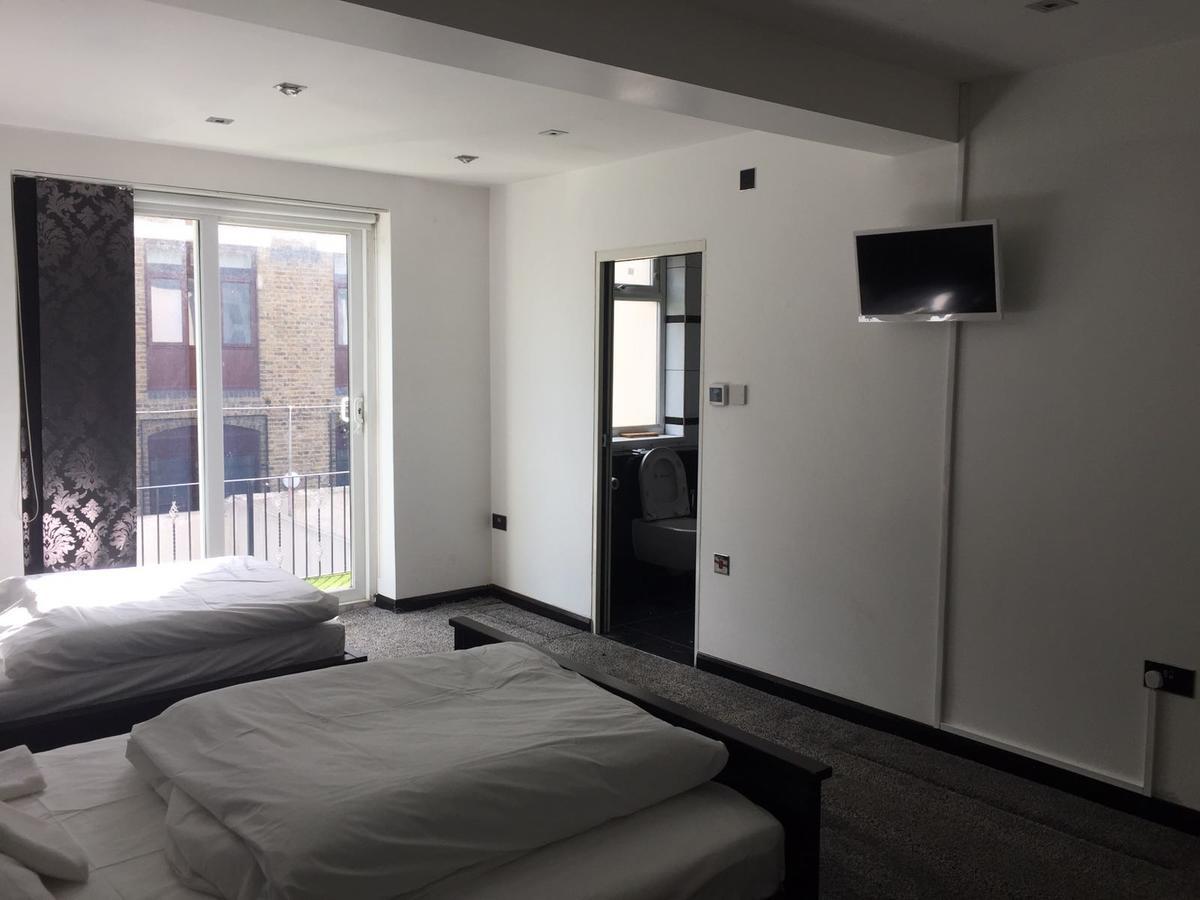 The Ne Ville London Exterior photo