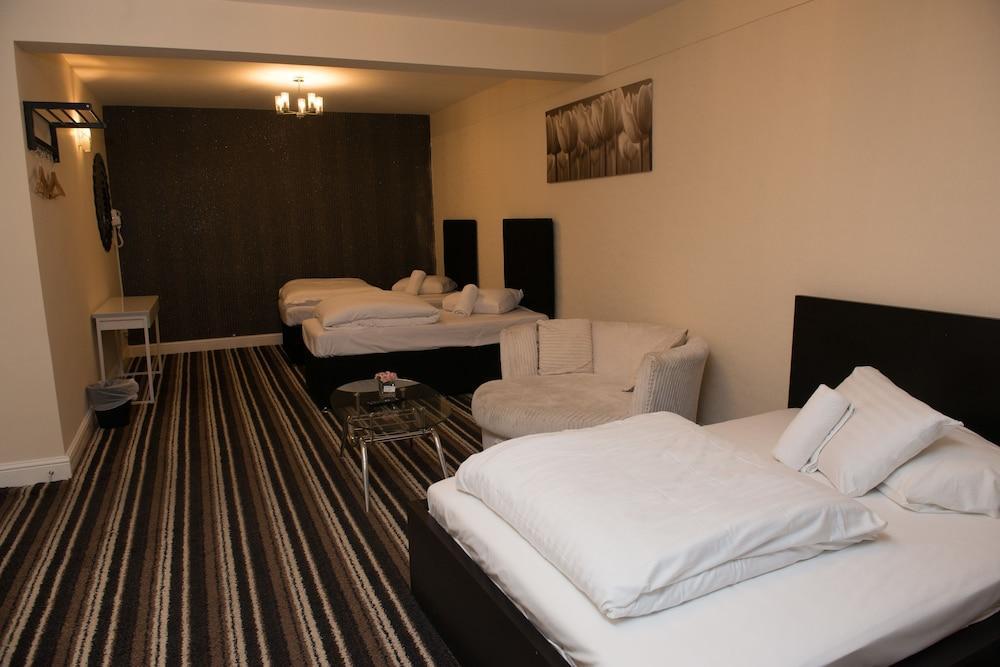The Ne Ville London Exterior photo